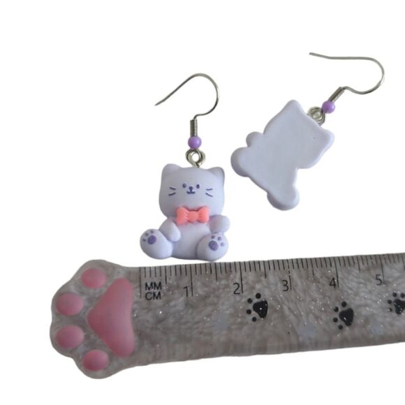 Cartoon Kitty Cat Clay Dangle Hook Earrings - Picture 3 of 5